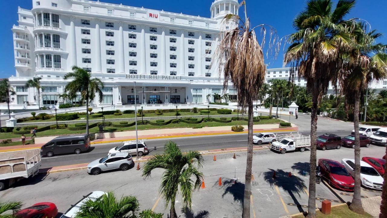 Cancun Suites Apartments - Hotel Zone Екстериор снимка
