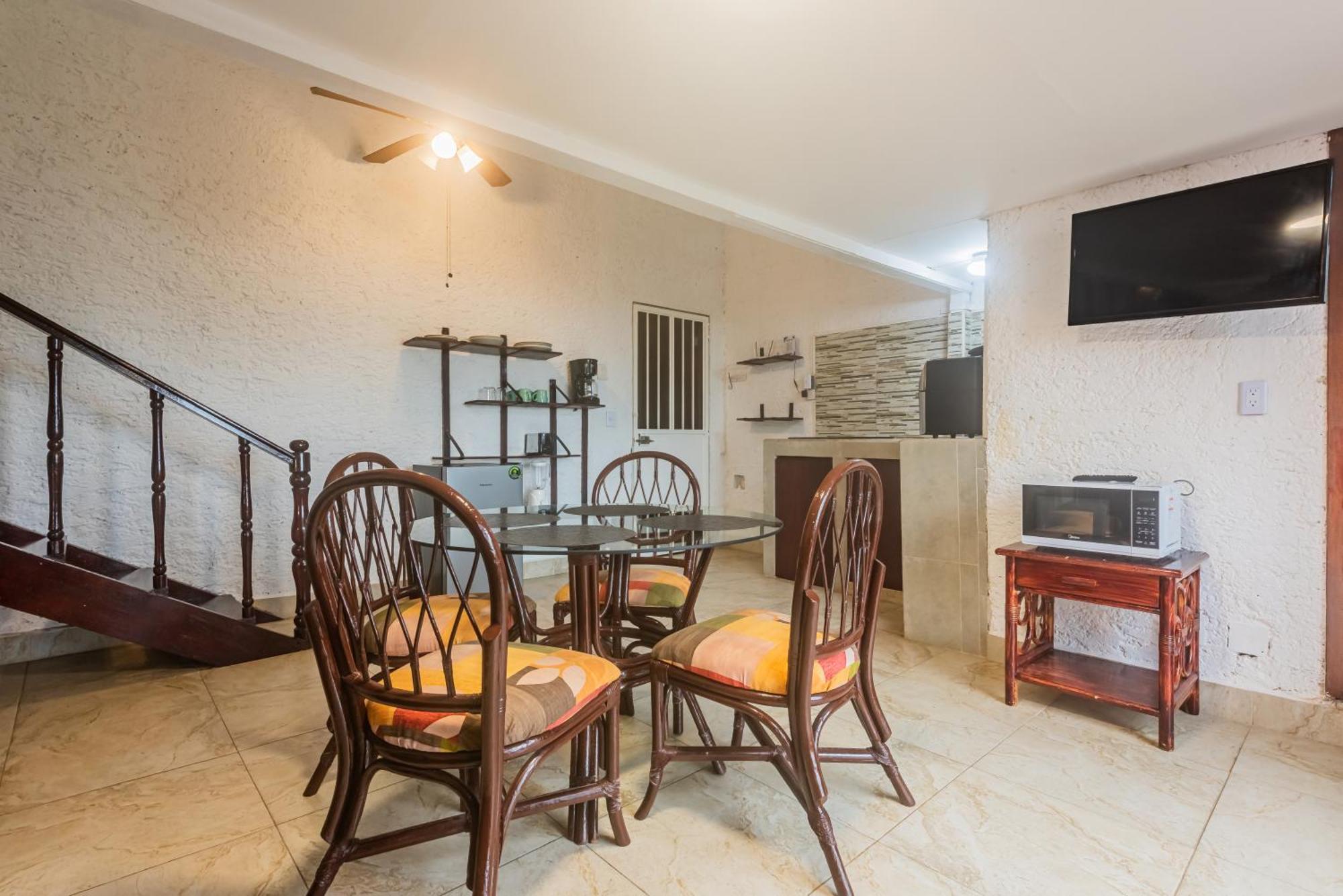 Cancun Suites Apartments - Hotel Zone Екстериор снимка
